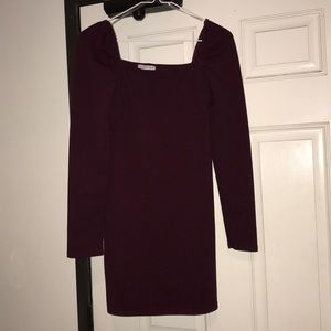 Charolette Russe mini dress in burgundy. ❤️